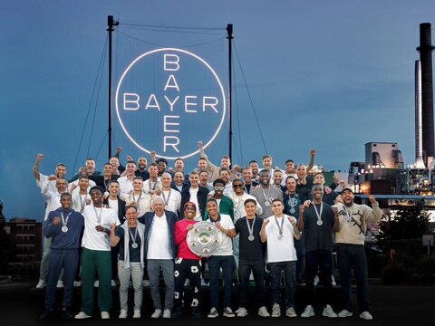 داستان بایر و لورکوزن