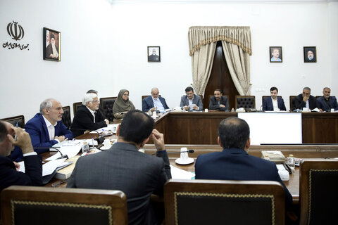 اولویت دولت تامین انرژی برای تولید