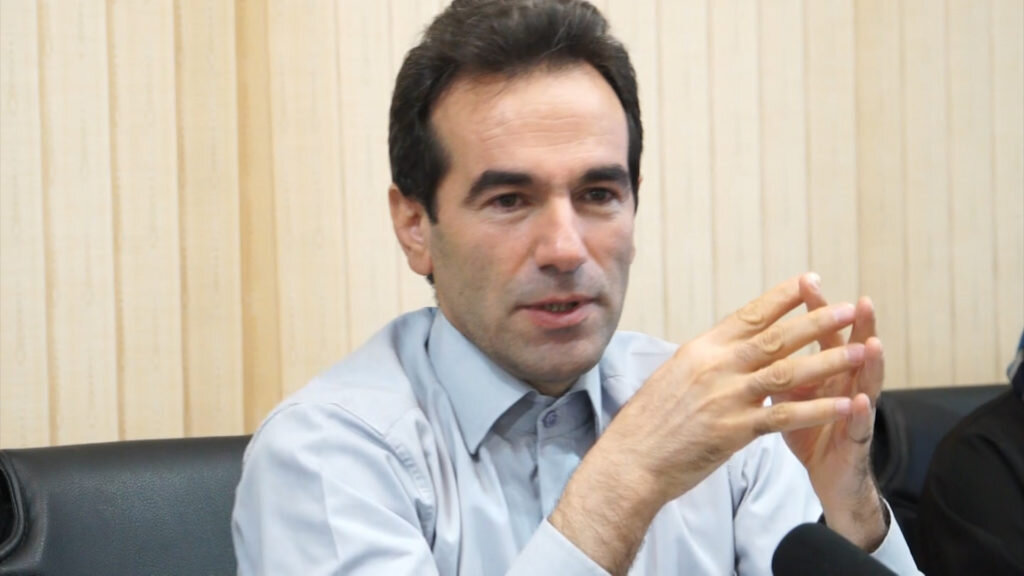 آزمون بزرگ فولاد مبارکه