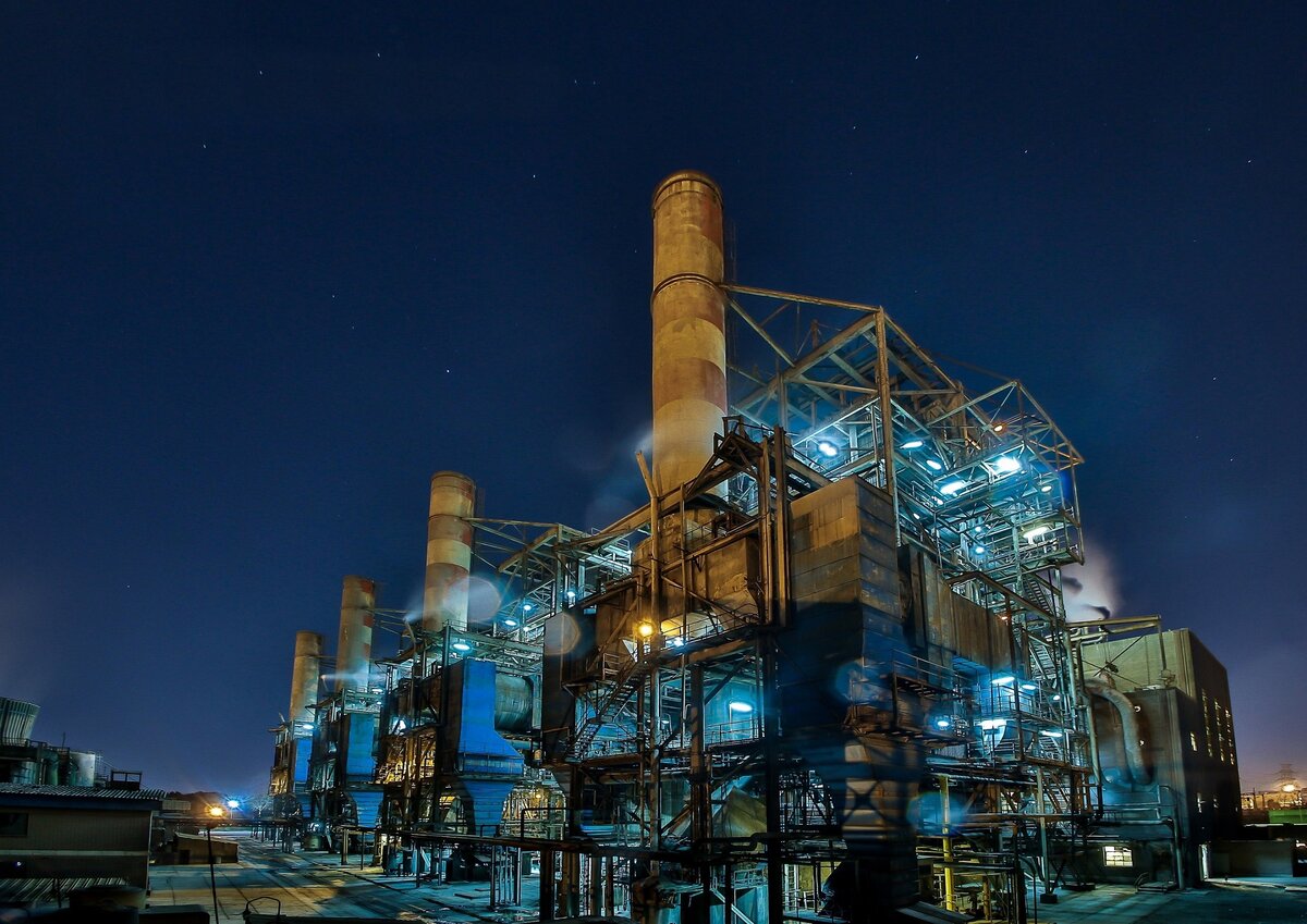 خاموشی زمستانی نیروگاه‌های فرسوده