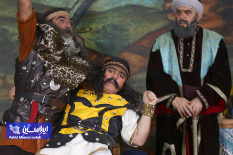 خانواده باکلاس، خانواده باکتاب