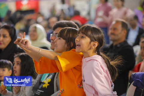 خانواده باکلاس، خانواده باکتاب