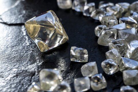 روسیه به دنبال سرمایه‌گذاری در عناصر کمیاب آفریقا