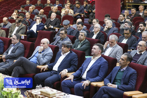 اولین نشست راهبردی مدیران عامل و اعضای هیئت مدیره شرکت‌های گروه فولاد مبارکه