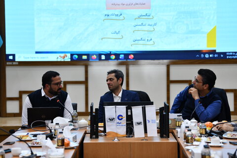 «با هم برای فولاد آینده»