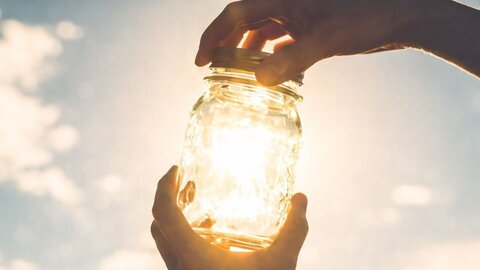 ذخیره نور خورشید در بطری