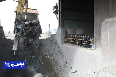 بازدید مدیرعامل گروه فولاد مبارکه از شرکت معدنی و صنعتی گل‌گهر