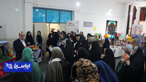 رویداد مادران هنرمند سرزمینم شهرستان هرند