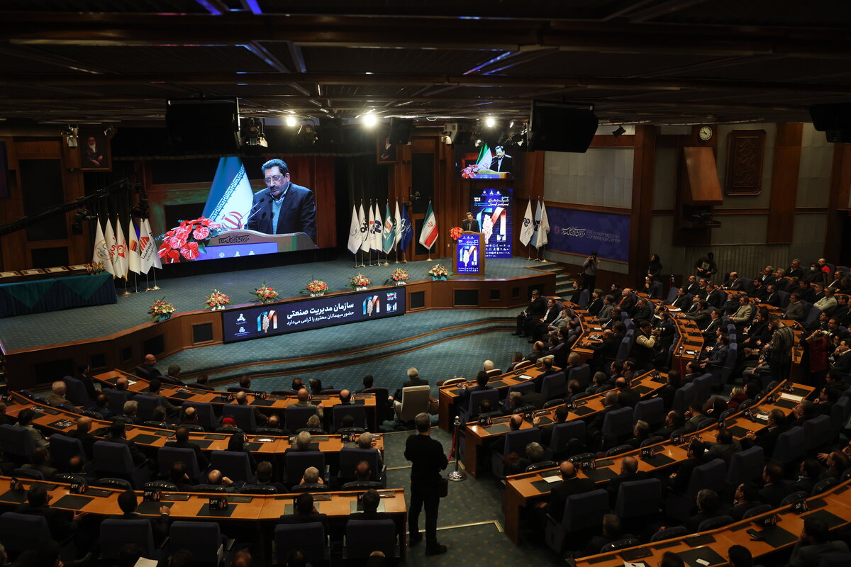 رتبه نخست خدمات بازرگانی IMI-100 برای آتیه‌فولاد