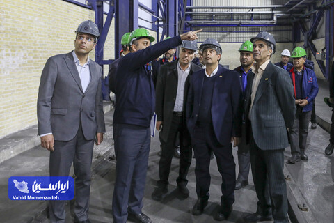 بازدید راهبردی مدیرعامل فولادمبارکه از خطوط تولید نوین الکترود اردکان