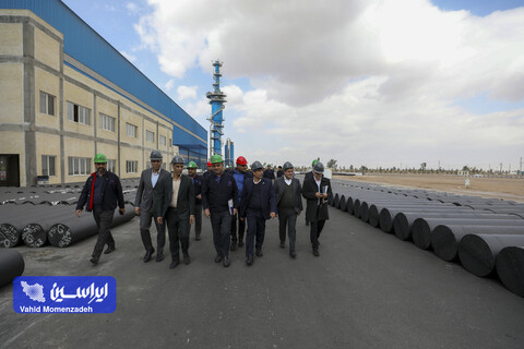 بازدید راهبردی مدیرعامل فولادمبارکه از خطوط تولید نوین الکترود اردکان