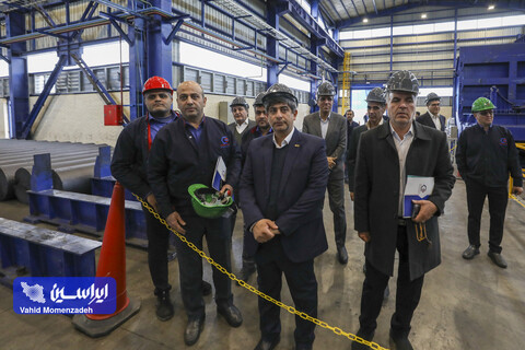 بازدید راهبردی مدیرعامل فولادمبارکه از خطوط تولید نوین الکترود اردکان