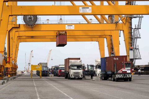 ترانزیت ۱۴ میلیون تُن کالا  از مرزهای کشور