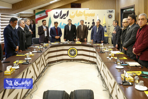 گزارش تصویری بازدید وزیر ورزش و جوانان از ورزشگاه نقش جهان