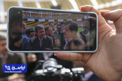 گزارش تصویری بازدید وزیر ورزش و جوانان از ورزشگاه نقش جهان
