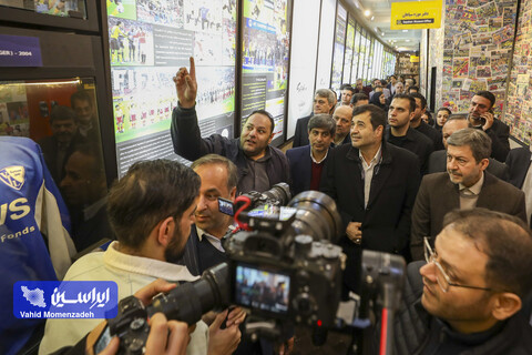 گزارش تصویری بازدید وزیر ورزش و جوانان از ورزشگاه نقش جهان